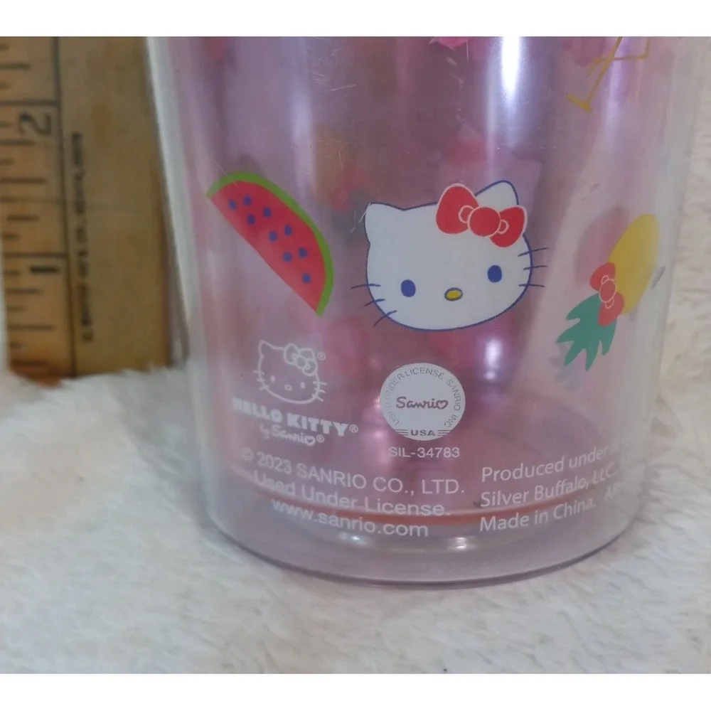 Hello Kitty 24 oz BY SAMRIO Tumbler with Lid Sanrio RED SIL-34783 LICENSE